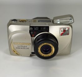 Olympus Infinity Stylus Zoom 140 Deluxe 35mm Point & Shoot Film Camera