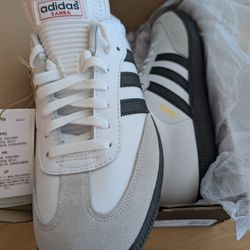 NEW Samba Classic White - Size 10