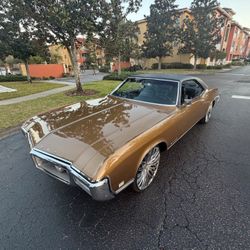 Buick Riviera Classic Coupe Custom Wheels