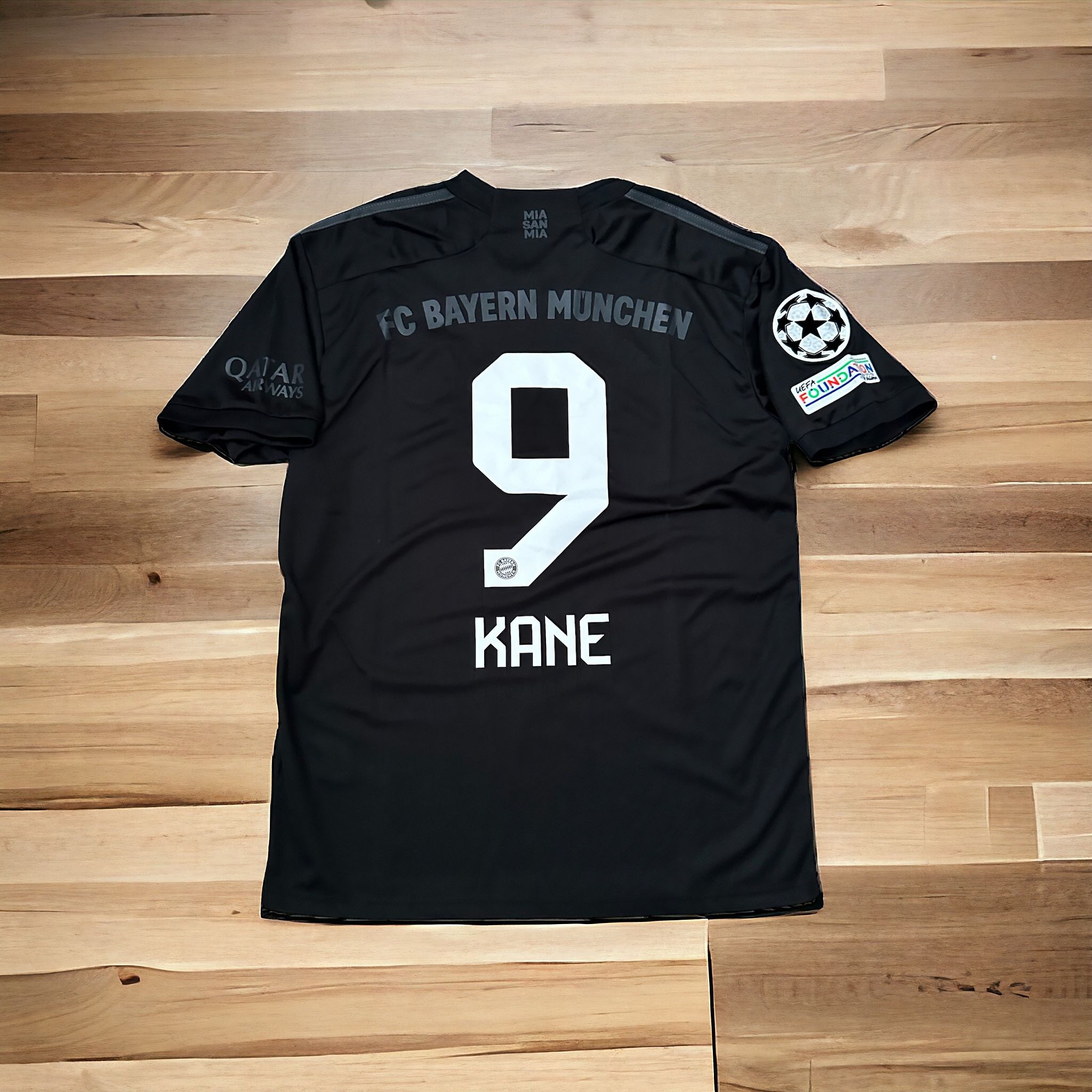 Soccer Jersey 23/24 Black Edition Harry Kane #9 Champions Men size B Munich