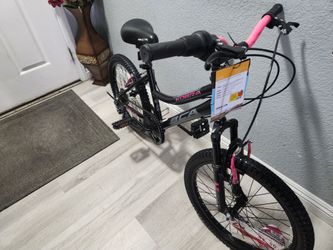 Kend Bike 20 6 Speed Mont Sports New Ready To Ride good condition