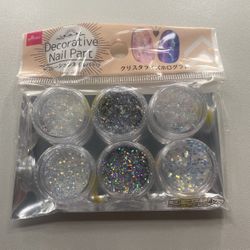 Glitters