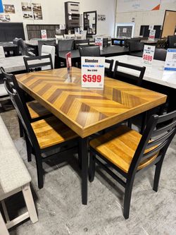 Modern Dining Room Set – Delivery & Financing!