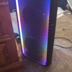 Samsung Bluetooth Tower Speaker
