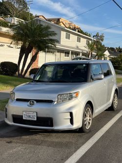 2011 TOYOTA SCION XB