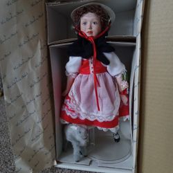 Danbury Mint Storybook Doll Collection, Heidi. 11"  Porcelain Doll. 