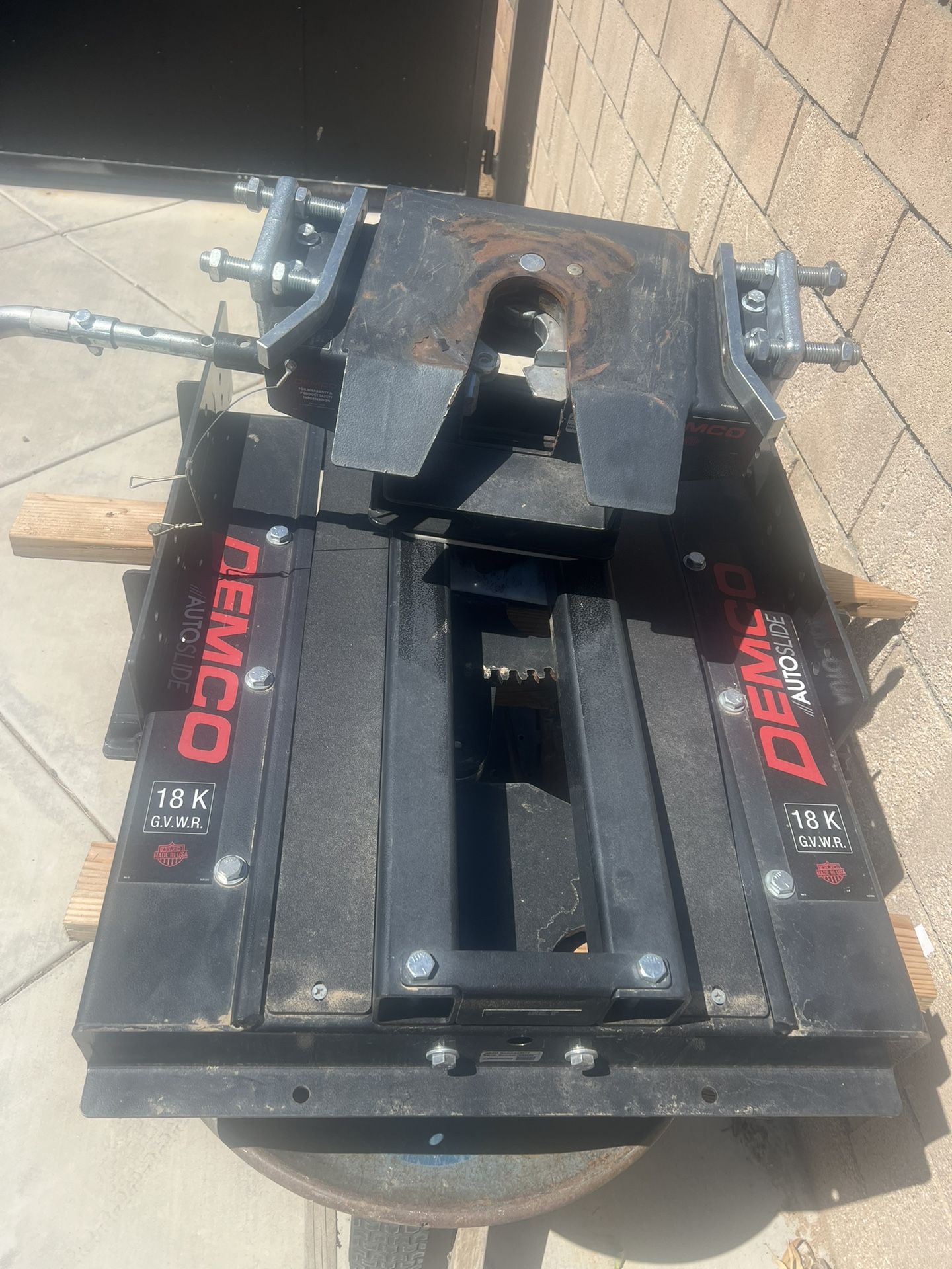 5th Wheel Slider Hitch