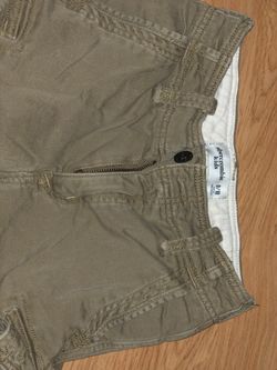 Abercrombie kids khaki short size 9/10