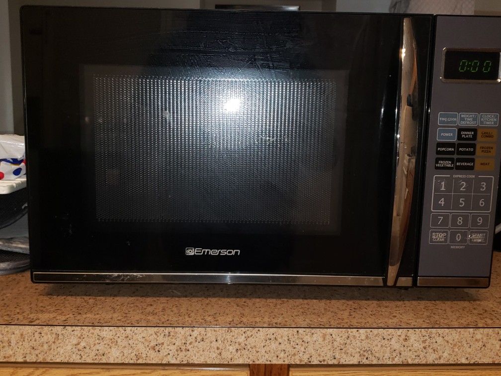 Emerson Grill Combo Microwave