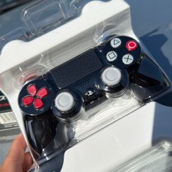 PS4 Darth Vader Controller 
