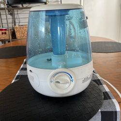 Vicks Humidifier 