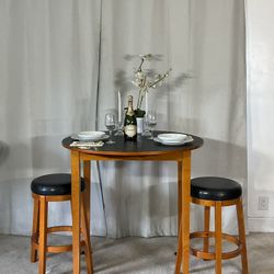 3 Piece Pub  Drop Leaf Table With 2 Stools SPACE SAVER!