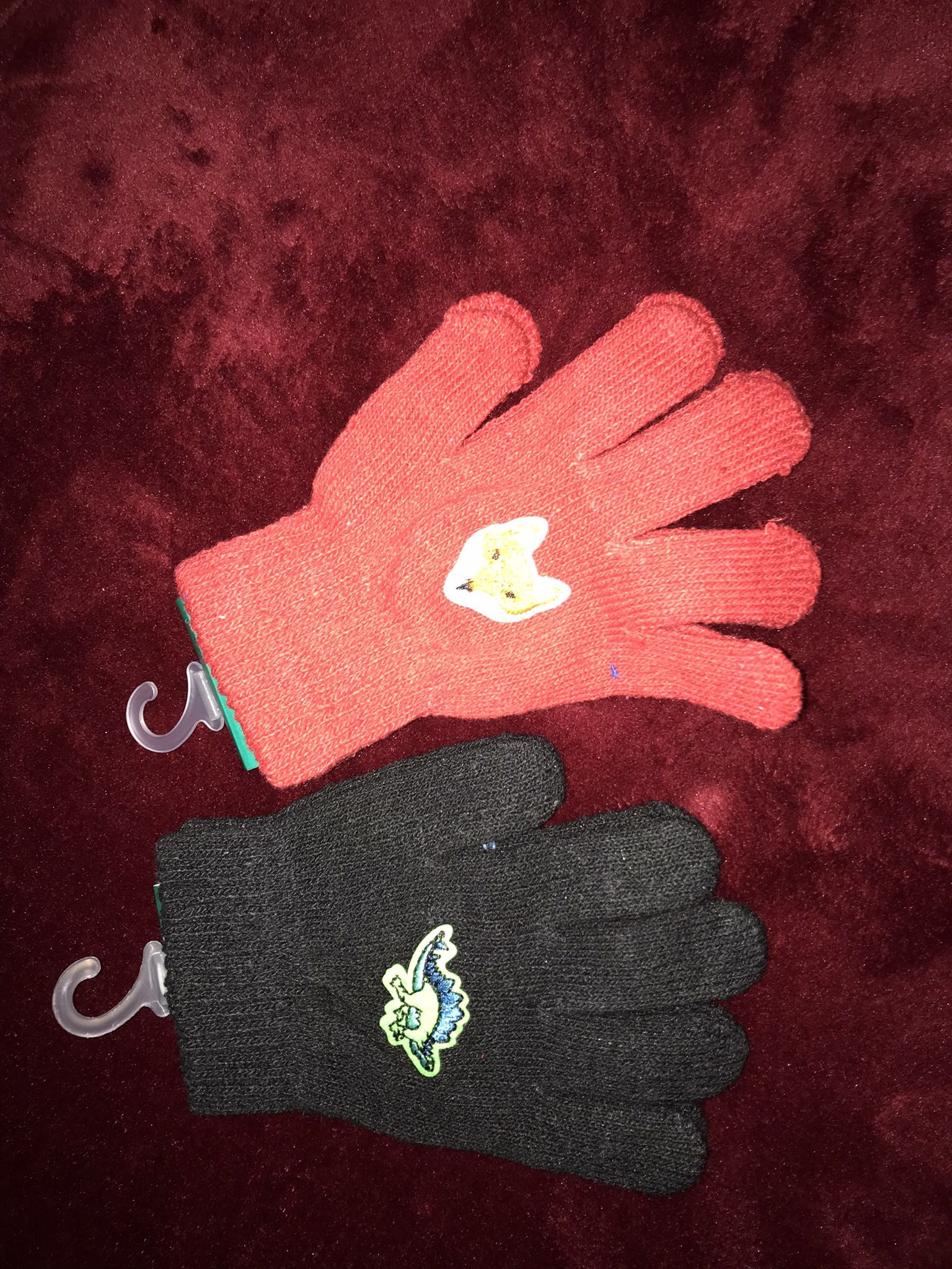 2 New Kids Pair Of Gloves