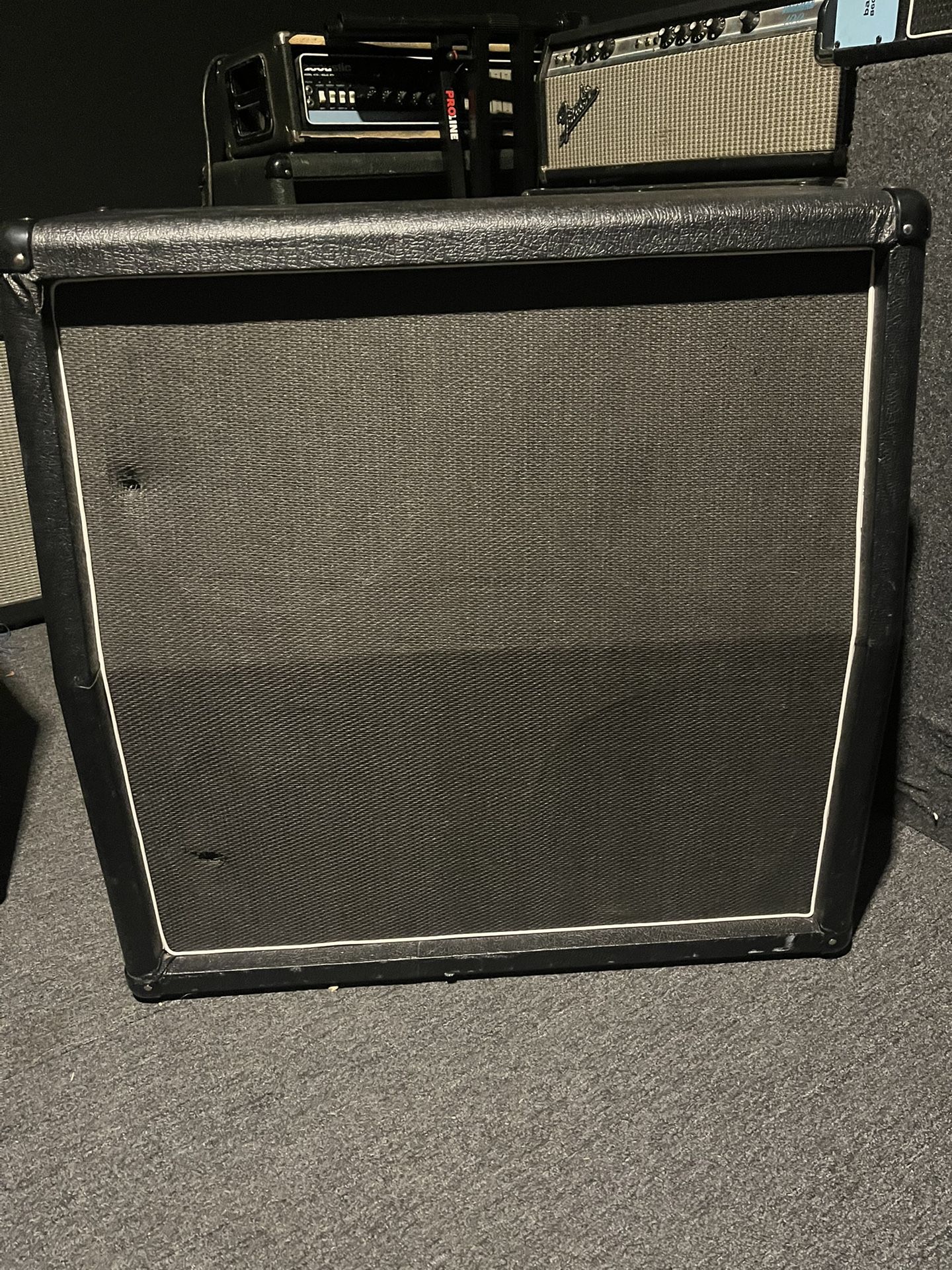 4x12 Speaker Cabinet