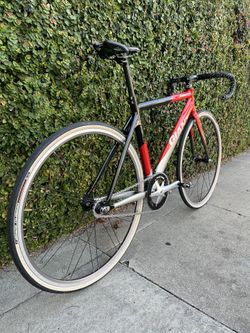 Giant Omnium Track Bike for Sale in Garden Grove CA OfferUp