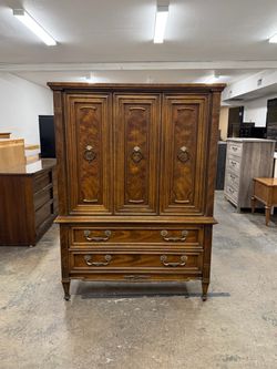 Stunning Drexel Real Mid Century Modern Tallboy Armoire Chest / Wardrobe / Dresser