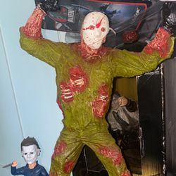Friday The 13th Statue 