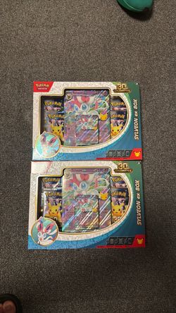 30th Celebration Sylveon Box