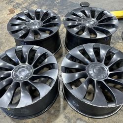 Staggered Set 21" Tesla Model Y performance Uberturbine  OEM Wheels Rims
