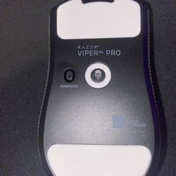 RAZER VIPER V4 PRO: ULTRA-LIGHT