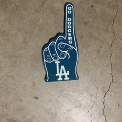 Dodgers Cheer Hand
