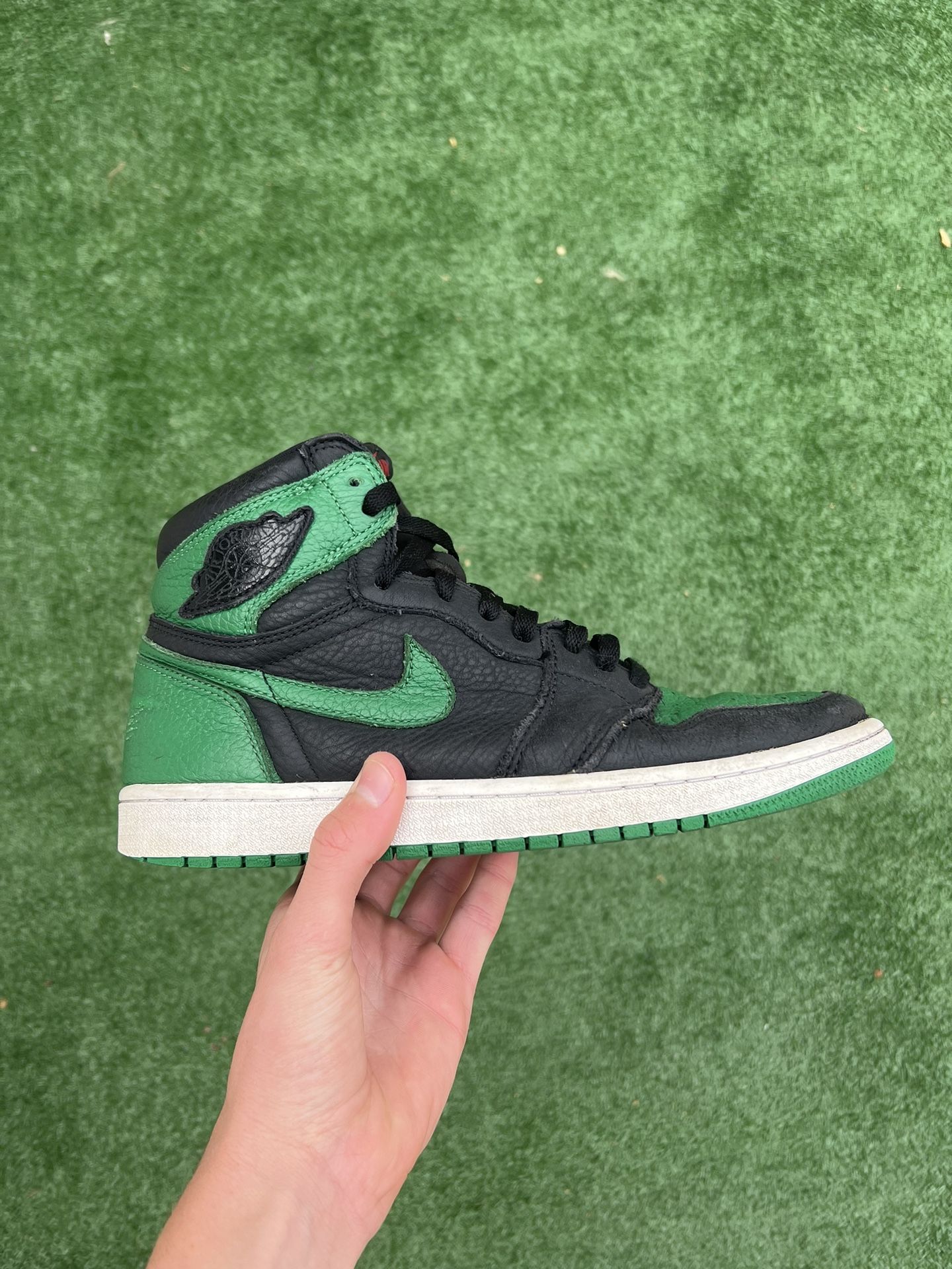 Jordan 1 High Retro Pine Green