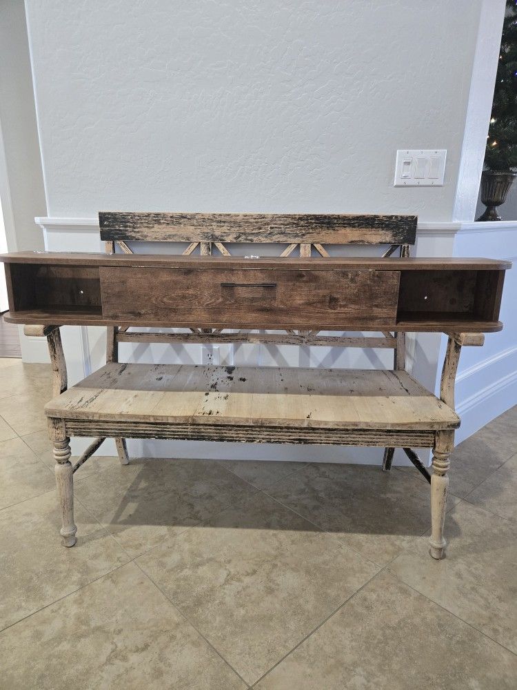 Floating TV Under Self