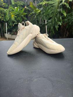 Adidas Ozelia Cream Low-Top Sneakers