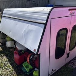 Truck Camper, Cap, Topper.