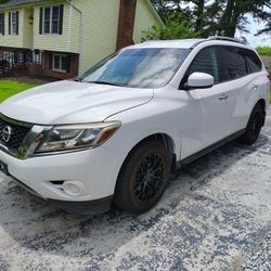 2016 Nissan Pathfinder 