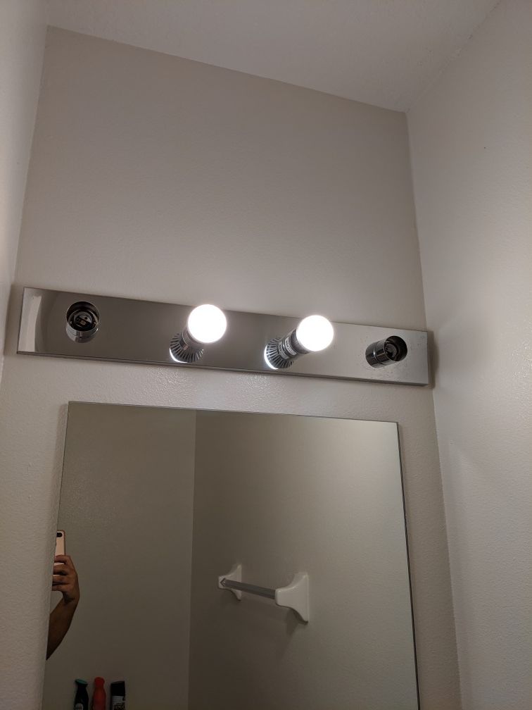 Vanity light fixtures