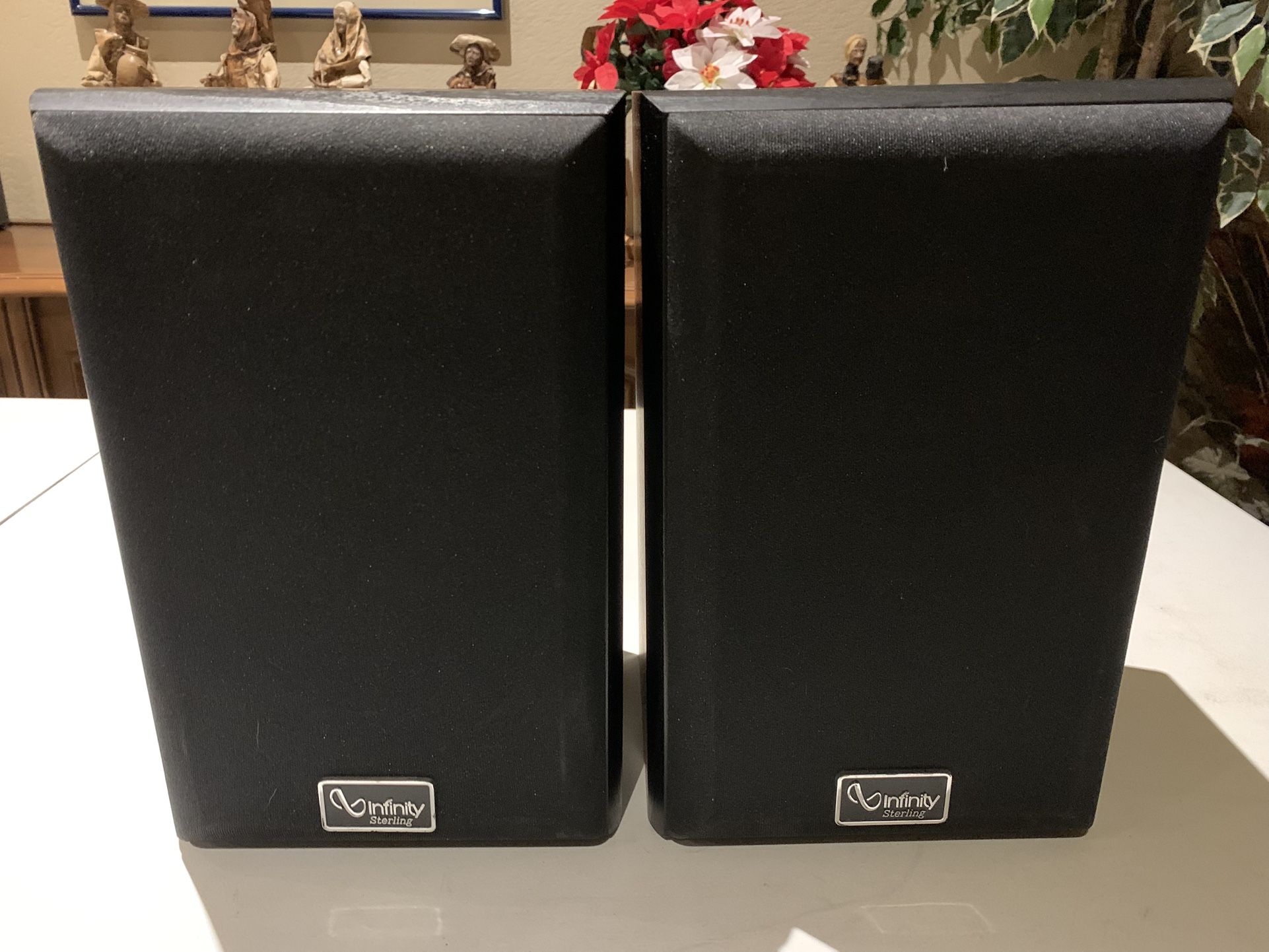 INFINITY STERLING SS2001 BOOKSHELF SPEAKERS