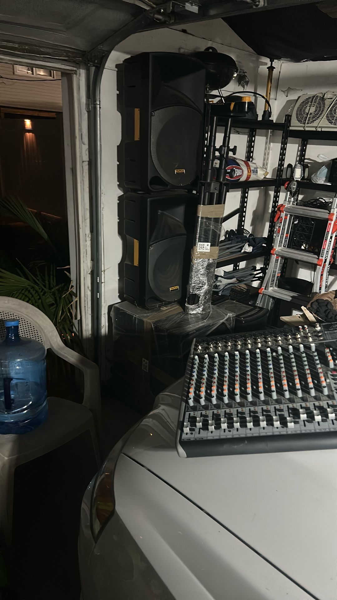 PA System 2 Powered 15”tapco (makie) With Stands - 1 18” Sub - 1 -16 Channel Behringer Mixer And Cords