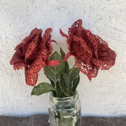 Red Sparkling Lace Roses