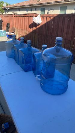 Container For Water  (4) 3 Gallons And (1) Of 5 Gallons  $30 Dollars For All