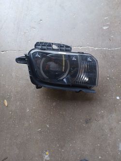 2010-15 Camaro Headlight