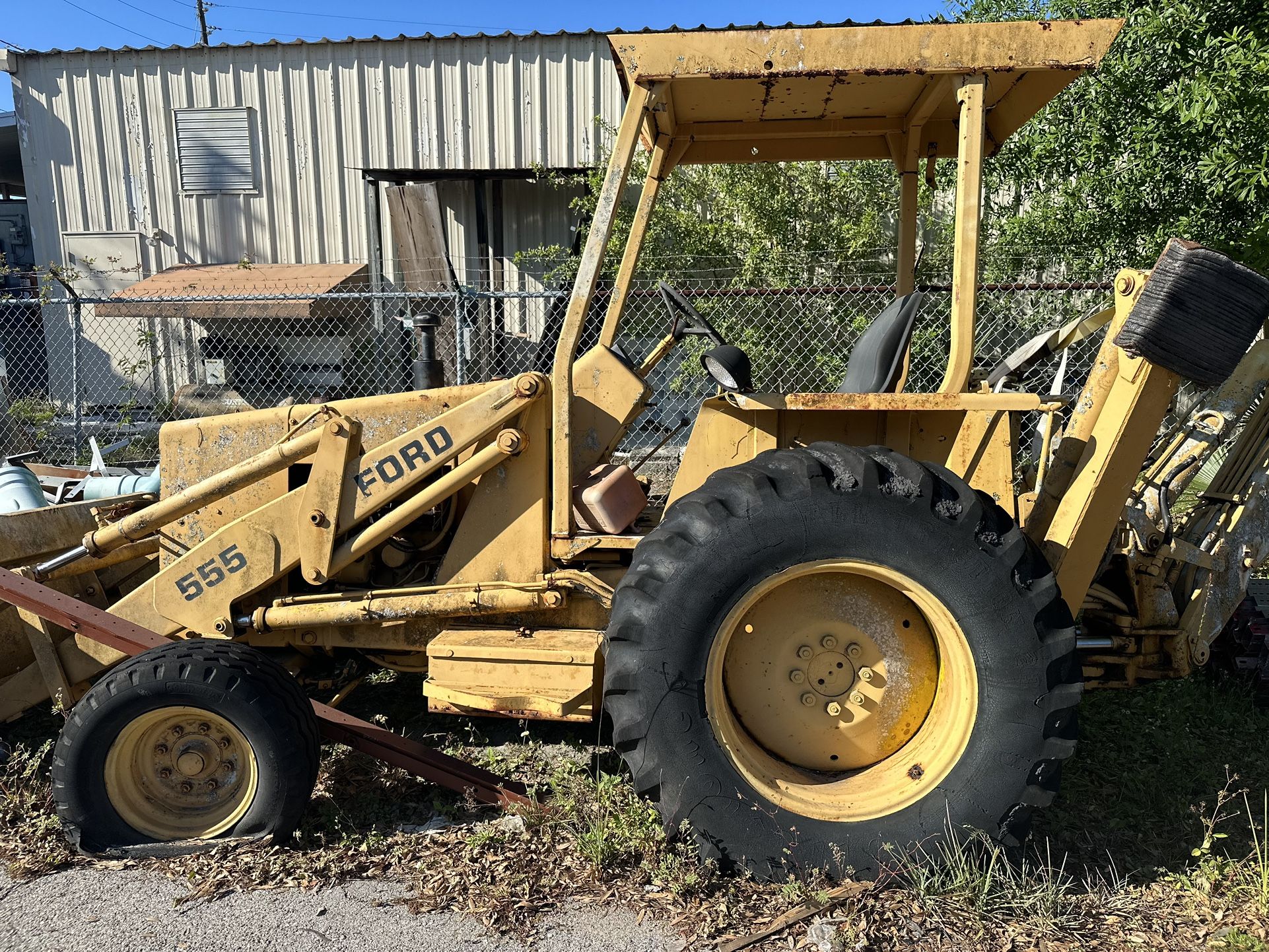 Ford 555 Backhoe Early 80S Project Not Running 