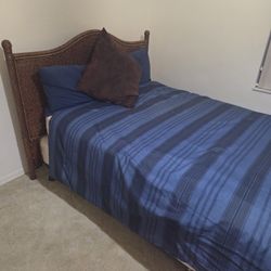 Full Bed (Mattress, Boxspring, Metal Frame & Headboard)