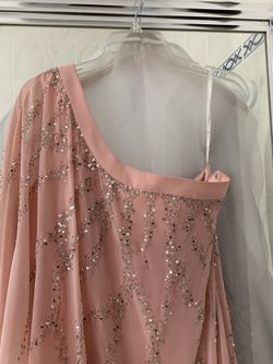 Party dress size small
