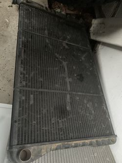Silverado radiator v6