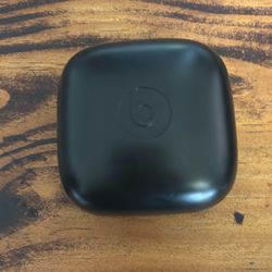 🔥Free Beats Charging Case