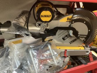 Dewalt Corded 12” Double Bevel Sliding Miter Saw $450