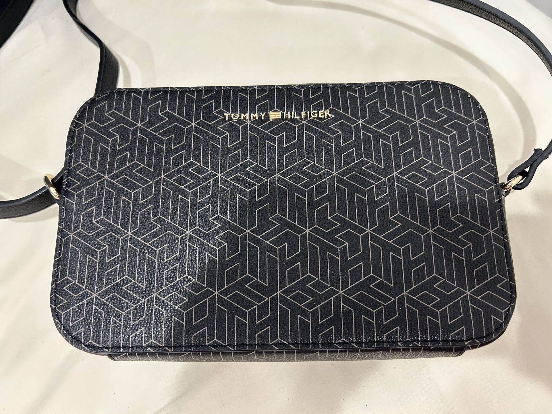 Tommy Hilfiger Purse - Black & Gold