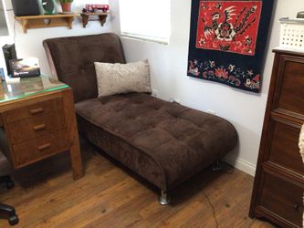 DAY BED
