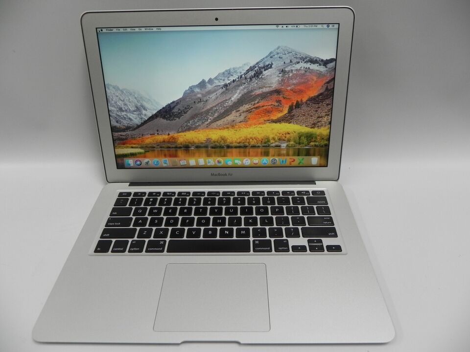 MacBook Air 13” Late 2010 (1.86 Intel Core 2 Duo, 128 GB SSD, 2 GB RAM)