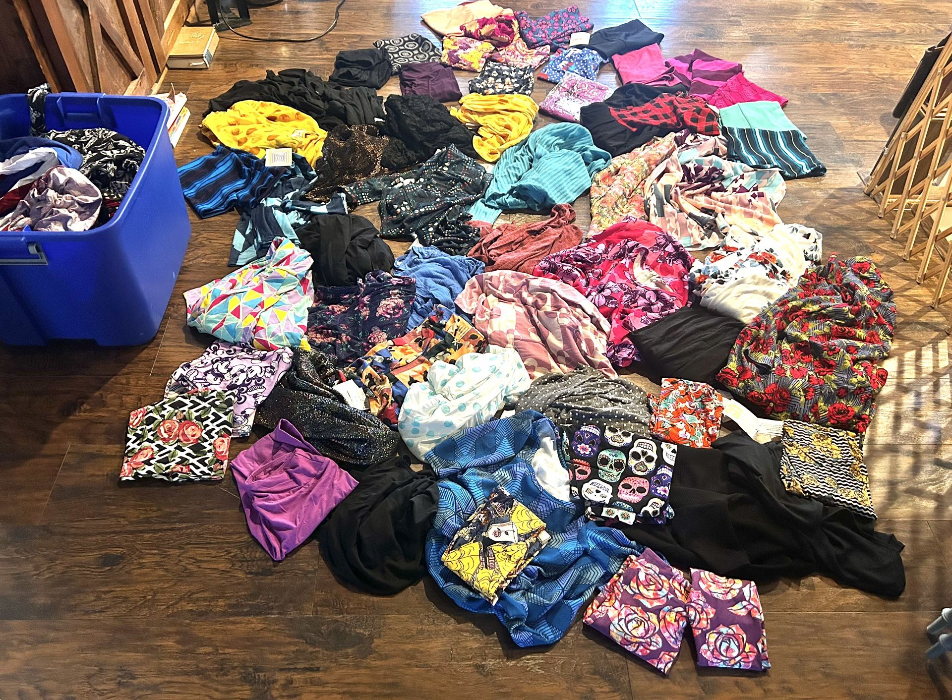 Large Lot Of New LuLaRoe Clothing