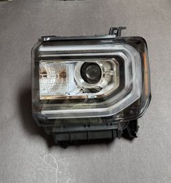 LH Headlight LED DRL 2016-2019 GMC Sierra 1500 HID Xenon Headlamp Assembly Passenger Side