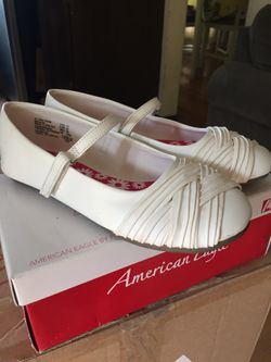 Girls white dressy shoes size 13 used once