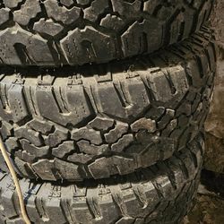 TIRES and RIMS Trail Hog A/T  LT305 70r18