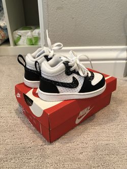 Infant Nike’s